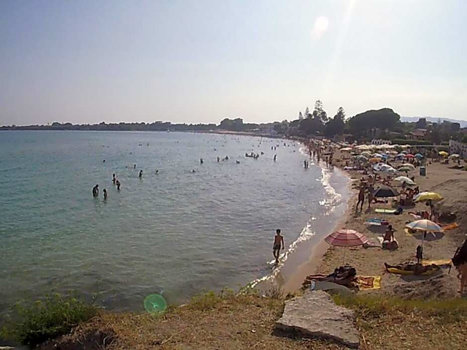 Summer Beach Rooms
