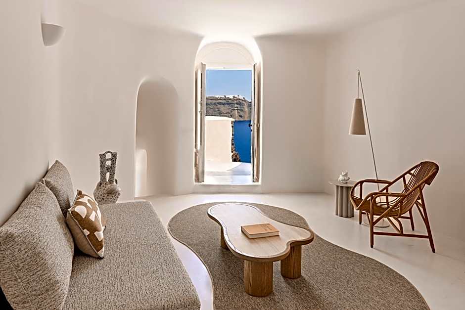 Mystique, a Luxury Collection Hotel, Santorini