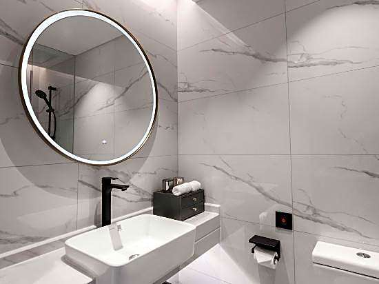Guangzhou Tianhe Hotel