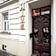Hive Family House