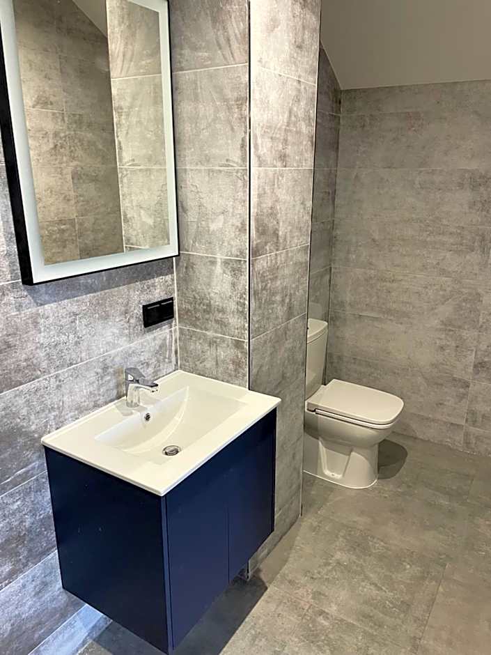 Naktsmītne - Fišers