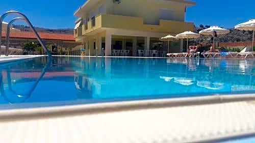 Sunshine Hotel Lardos