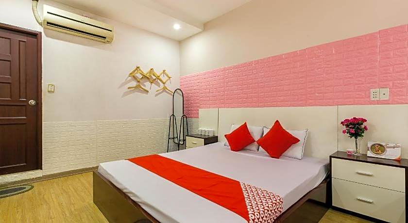 OYO 373 Habana Hotel