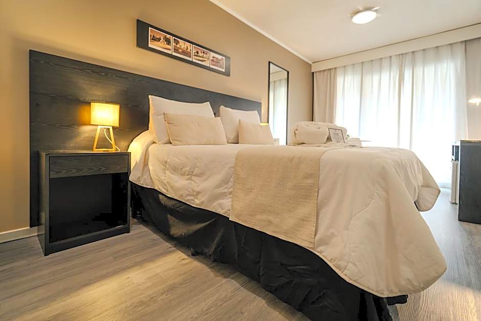 Pocitos Plaza Hotel