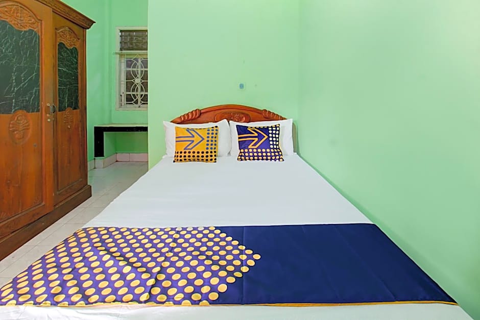 OYO Life 93265 Kos Cendana Seruni Raya