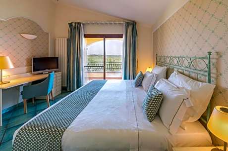 Junior Suite with Balcony