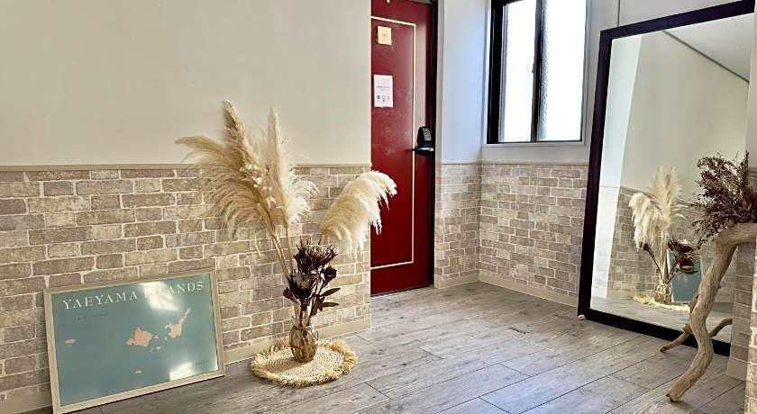 Hotel Ishigaki and Chikonkiya