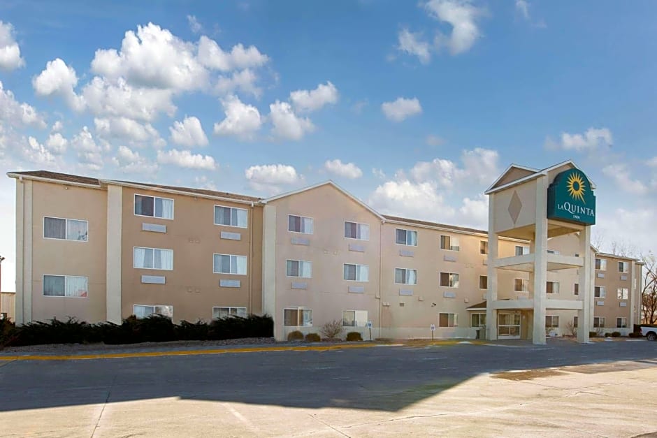 La Quinta Inn & Suites by Wyndham Lincoln