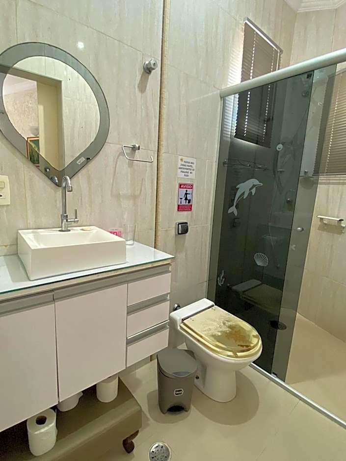 Suítes Sol do Guarujá