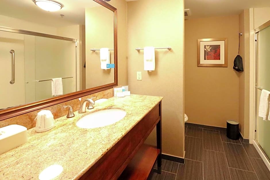 Hampton Inn By Hilton Columbus-South