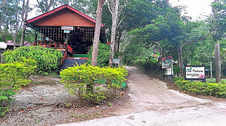 Lanta Maikeaw Bungalow