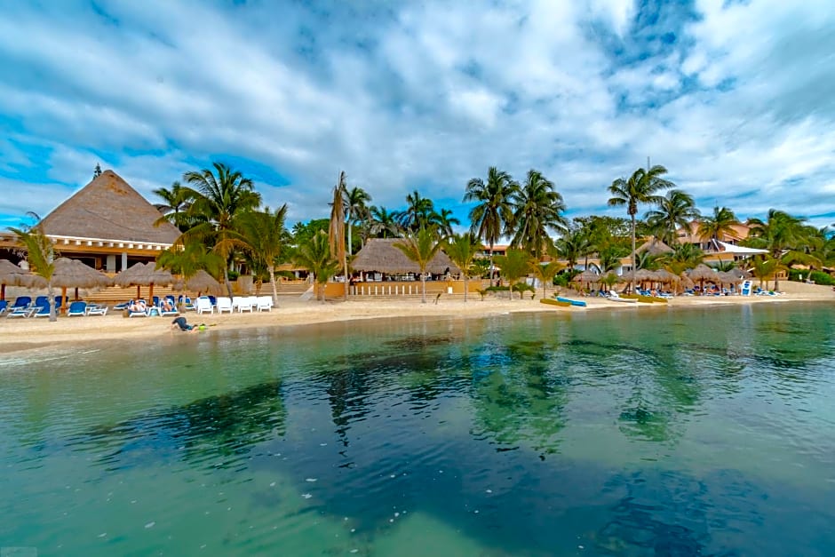 Puerto Aventuras Hotel & Beach Club