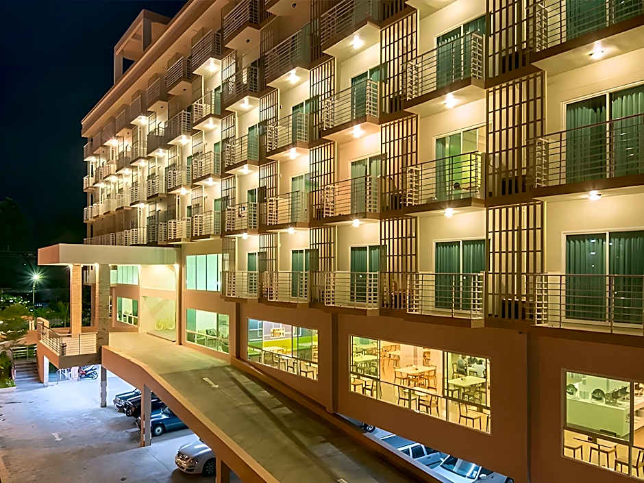 Prachuap Grand Hotel
