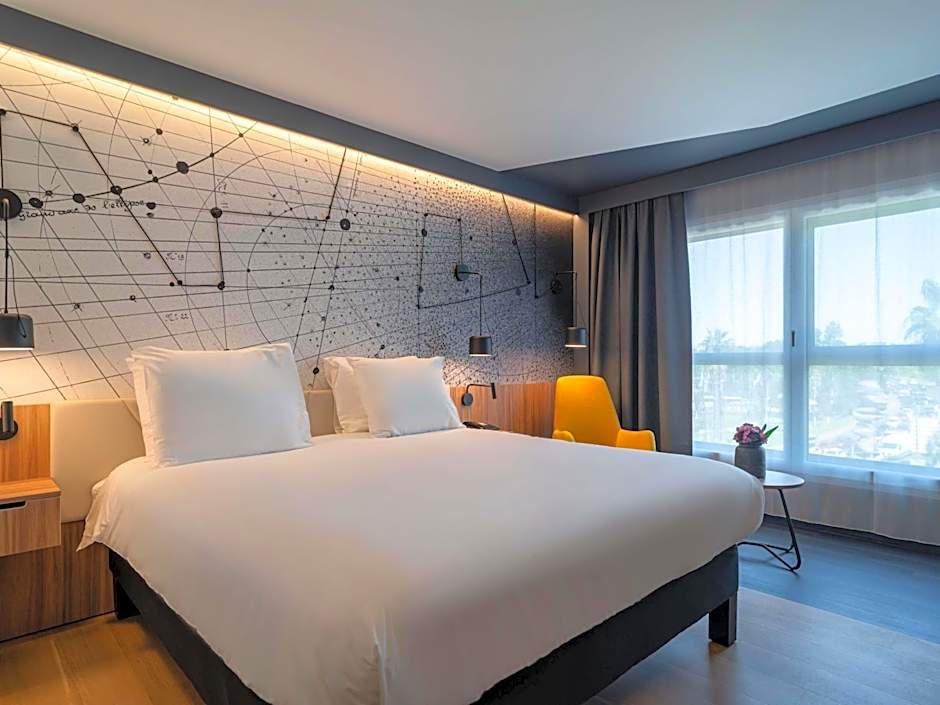 Mercure Montpellier Antigone Hotel