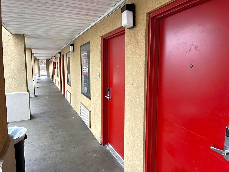 Red Carpet Inn Philadelphia Airport