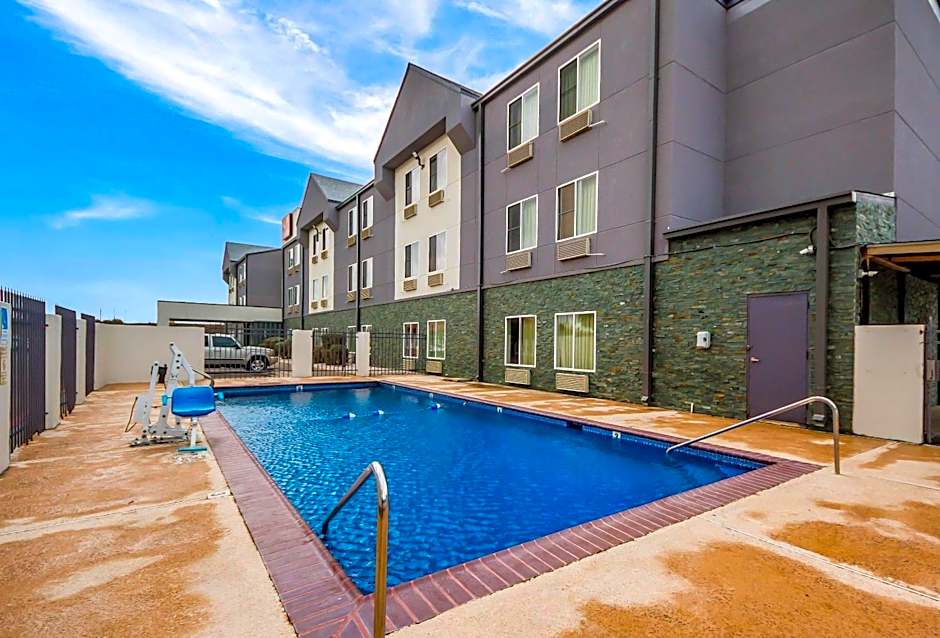 Quality Inn Laredo - Nuevo Laredo