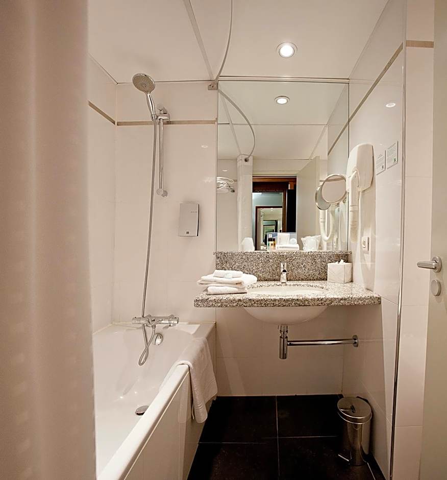 Holiday Inn Bordeaux Sud - Pessac By IHG