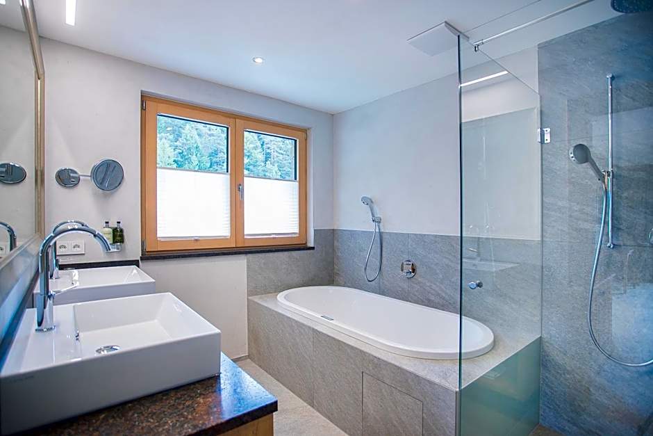 Verwohnhotel Kristall