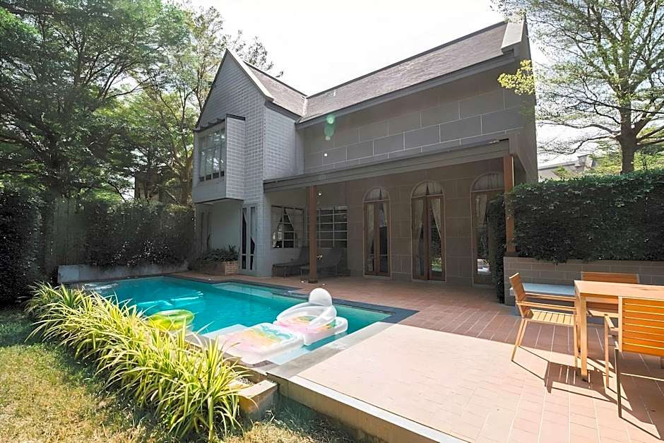 Thames Valley Khao Yai Hotel