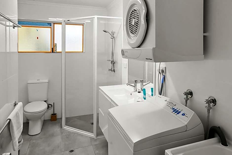 Agincourt Beachfront Apartments