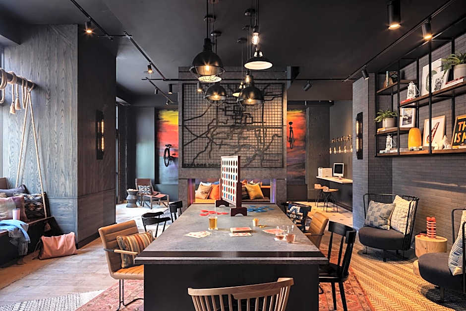 Moxy Springfield Downtown