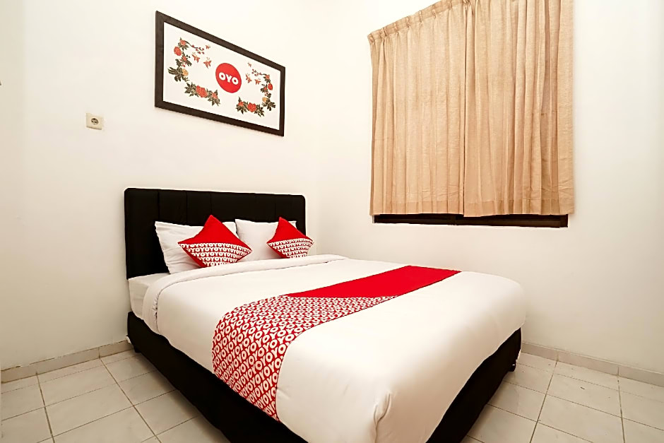 OYO 485 Marcello Residence