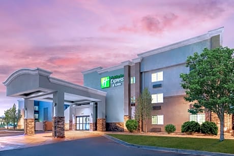Holiday Inn Express & Suites Wheat Ridge-Denver West, an IHG Hotel