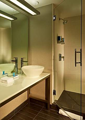 aloft, Room, 2 Queen Beds