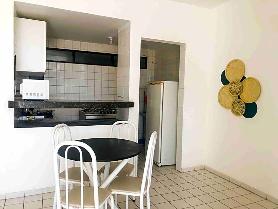 RF-86: Apê completo e aconchegante na Ponta Verde