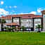 La Quinta Inn & Suites by Wyndham Alvin