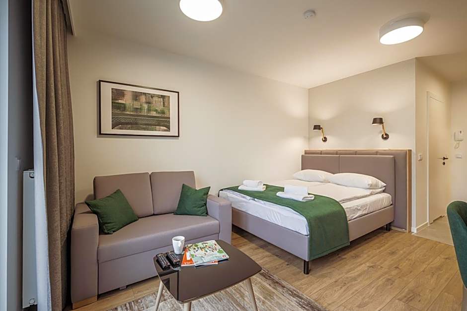 Marina Apartments ZOO