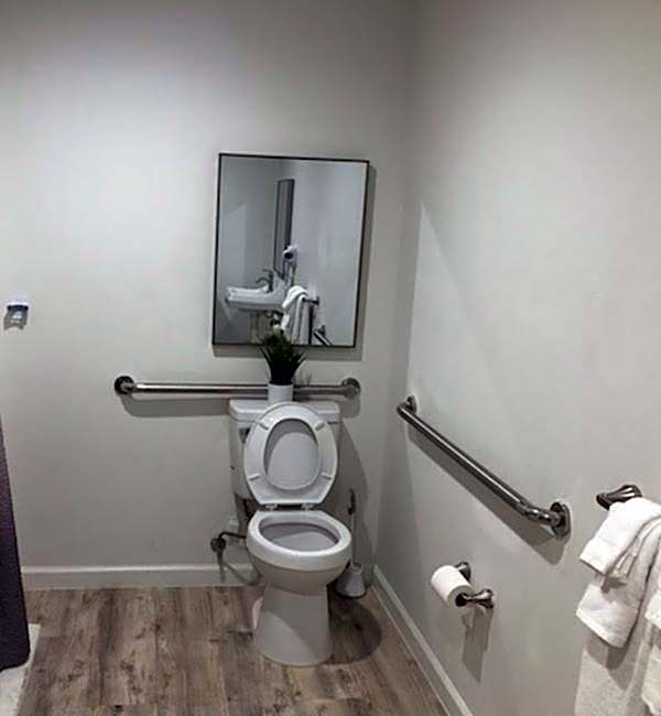 Villa Alamari Inn and Suites