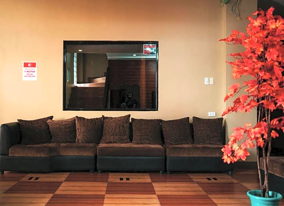 RedDoorz @ 4ks Pension House Bogo City Cebu