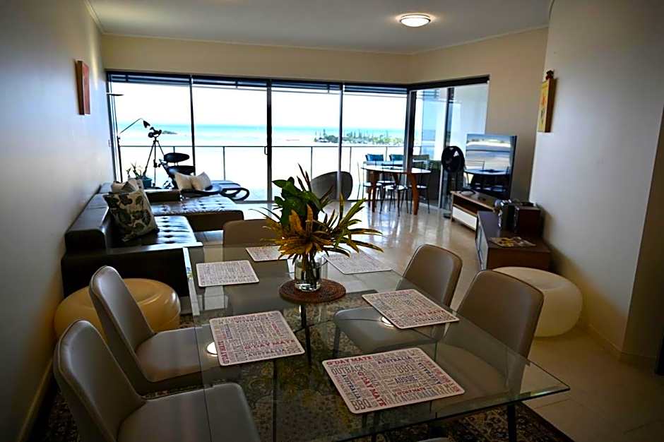 Waves Maroochy River