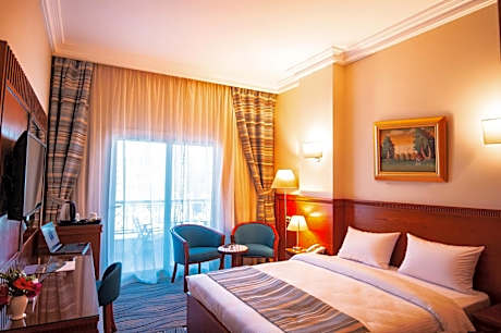 Deluxe Double Room with Balcony