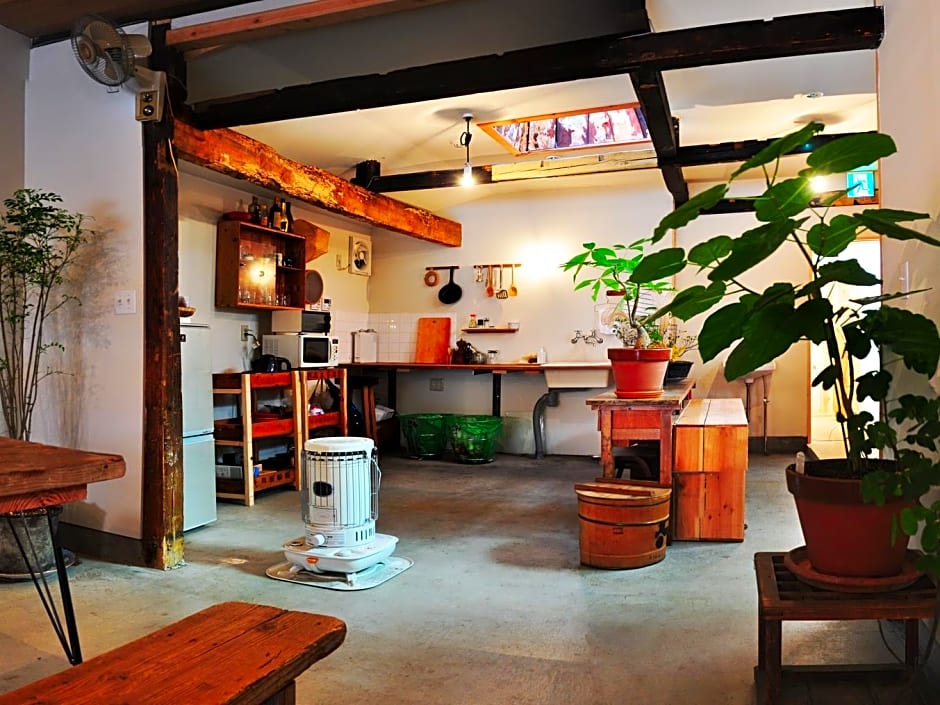 SARUYA HOSTEL