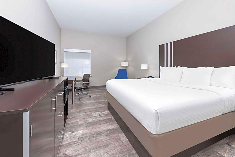 La Quinta Inn & Suites by Wyndham Tyler-University Area