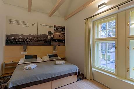 Standard Double or Twin Room with Garden View