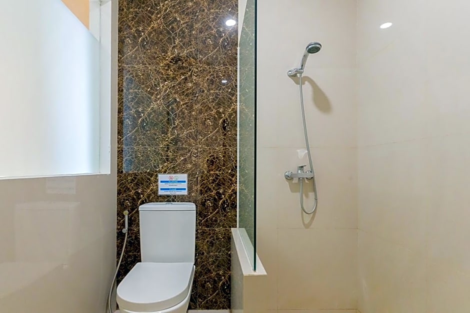 Sans Hotel Box Mansion Surabaya by RedDoorz