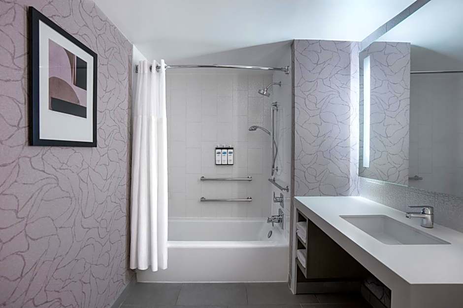 Hyatt House Washington Dc / Downtown/ Convention Center