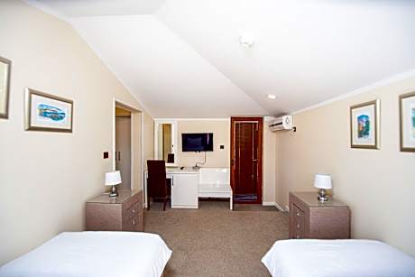 Twin Room with Balcony