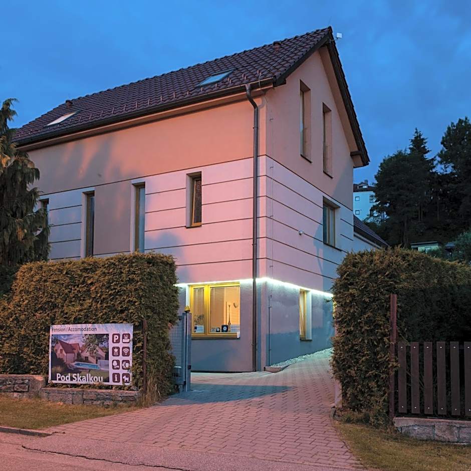 Hotel Garni Pod Skalkou