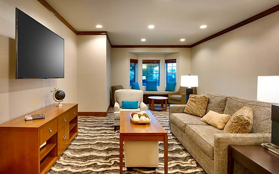 Staybridge Suites Gainesville I-75 By IHG
