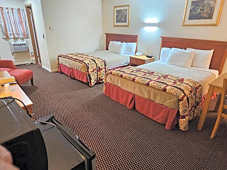 Queen Room with Two Queen Beds