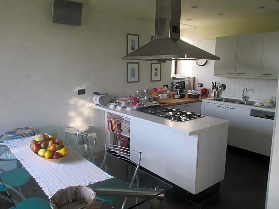 B&b La Corte Dei Gelsomini – Ponteranica, VA