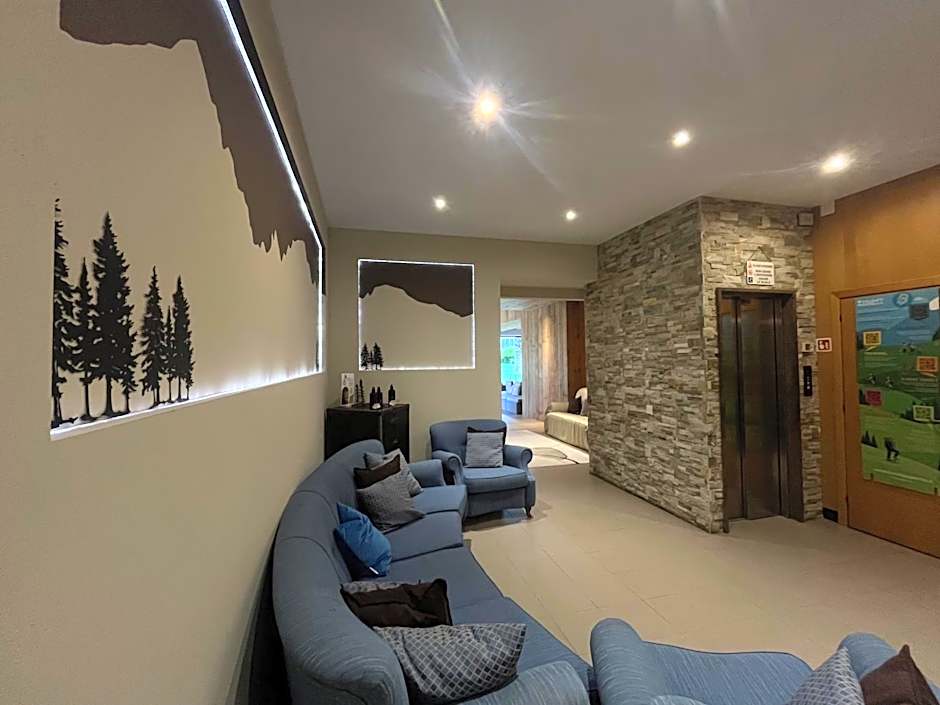 Hotel alle Rose Family inspired garden and SPA