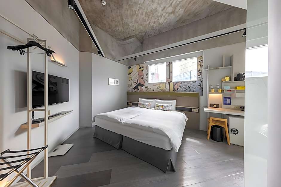 Hua Shan Din by Cosmos Cretion - Huashan 1914 Creative Park