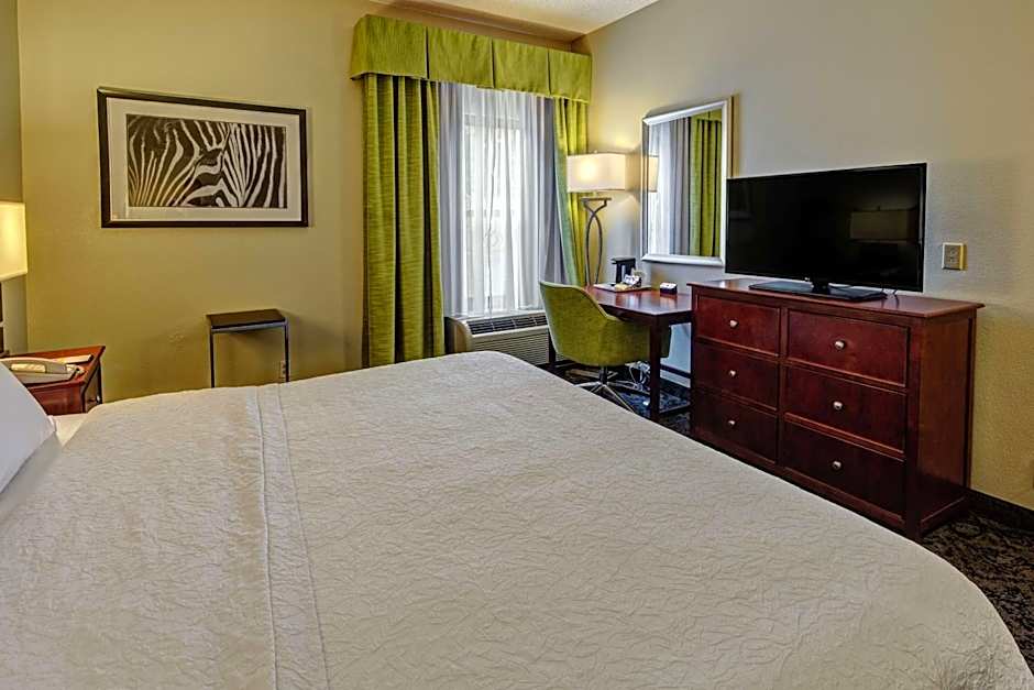 Hampton Inn By Hilton Charlotte/Matthews