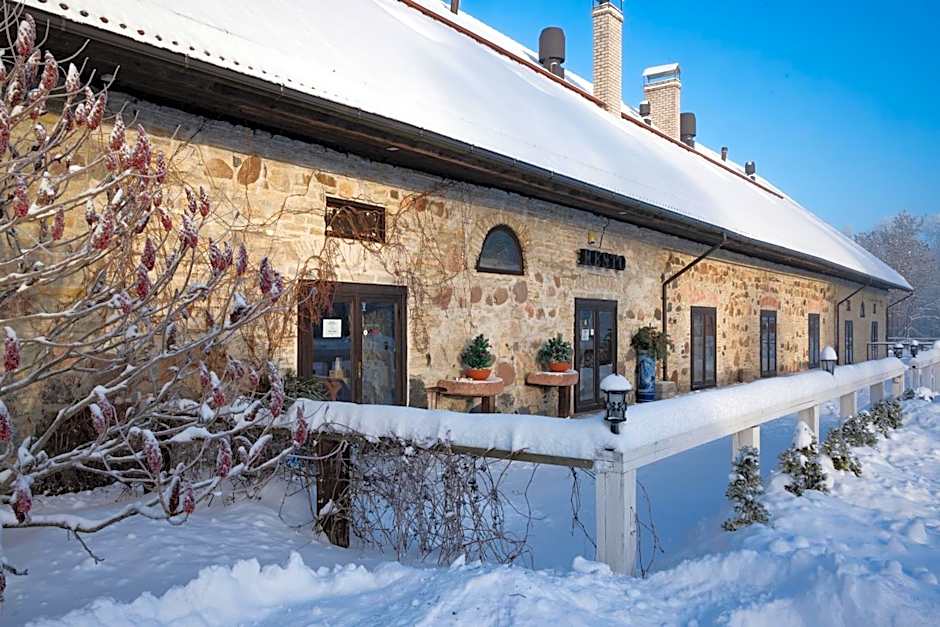 Üksik Rüütel Hotel