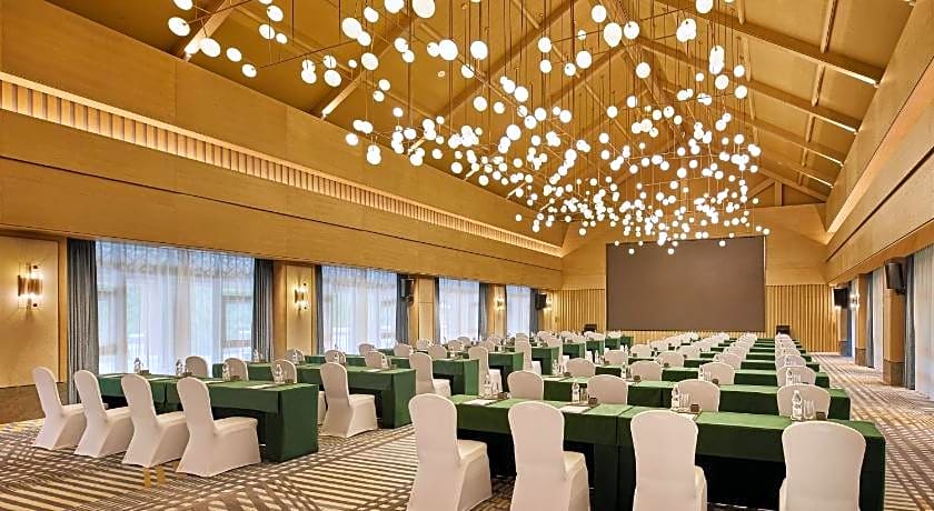 Four Points by Sheraton Hainan, Qiongzhong